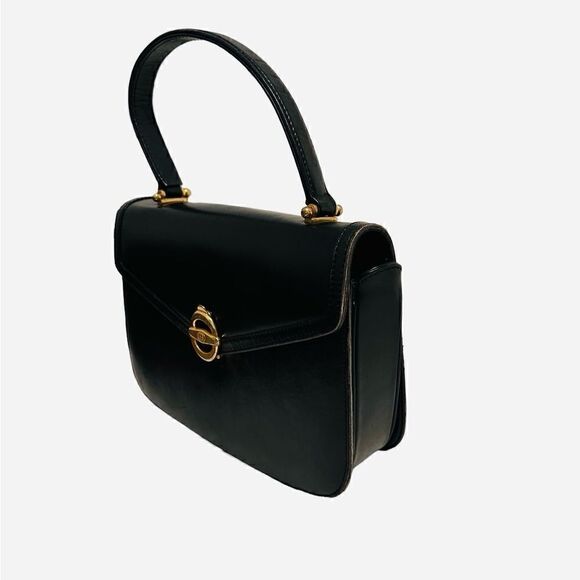 Classic vintage design in leather with gold-tone hardware - Picture 7 of 13